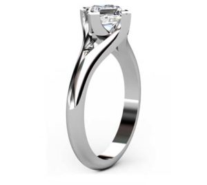 Princess Cut Solitaire Diamond Engagement Ring with Crossover Claws 4 2