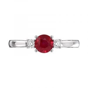 Ruby Ring is Heart Detail 1