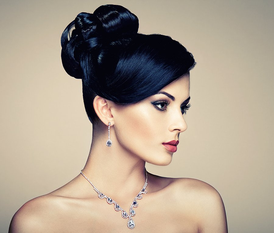 fine jewellery model