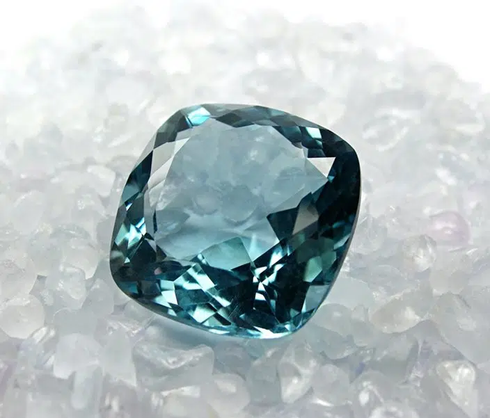 aquamarine gemstone