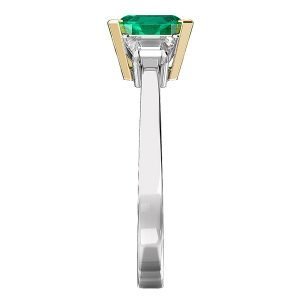 emerald three stone trapezoid diamond ring 3