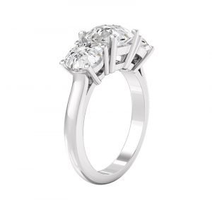 three stone round brilliant diamond ring 4