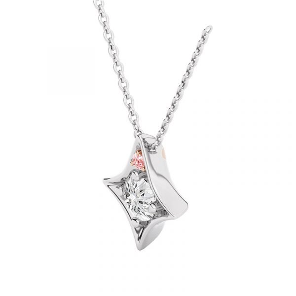 unique diamond pendant with pink diamond 1