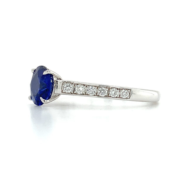 diamond band saphire ring