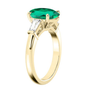 oval emerald threeston engagement ring2