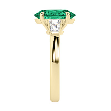 Oval Emerald Engagement Ring | Tapered Baguette Diamonds