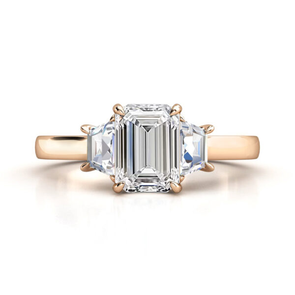 emerald cut diamond with trapezoid side stones 4