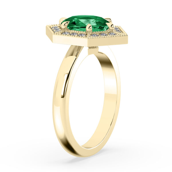 oval colombian emerald vintage style engagement ring 3