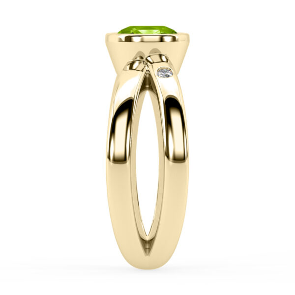 round peridot bezel set dress ring 4